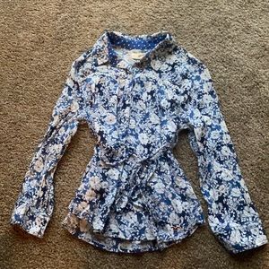 Blue and white Hollister button up. Size small.